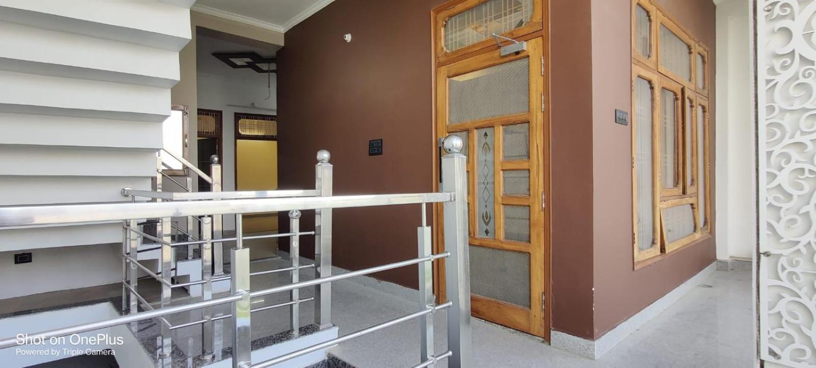 Blessing'S Home Stay 4 Bedroom Luxury Villa Lucknow Esterno foto